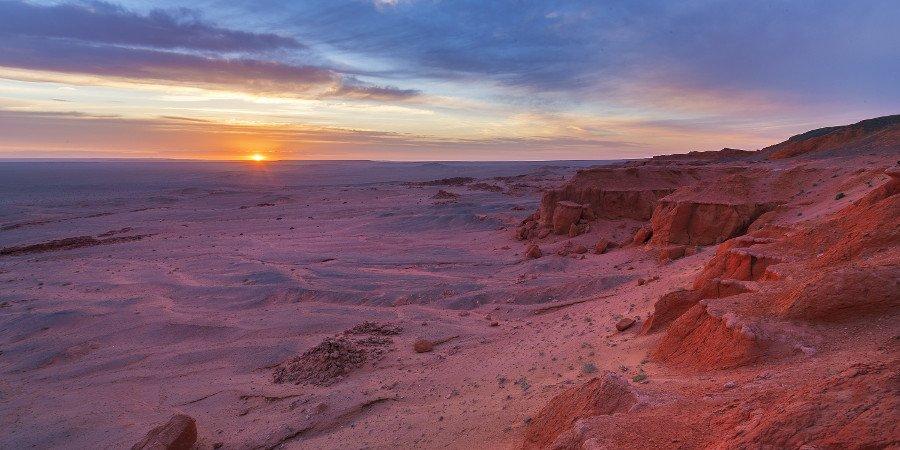 Tramonto sul Deserto del Gobi